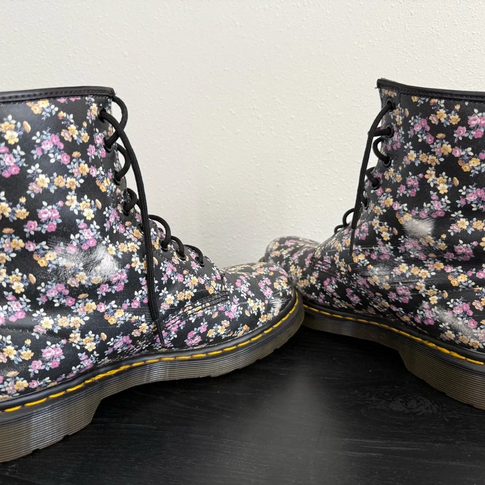 Dr. Martens 1460 Floral Lace Up Combat Boots US 10 Black Multi - Picture 5 of 10